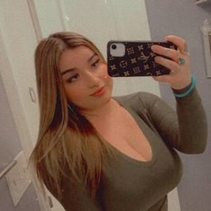 Meet your Posher, Tina